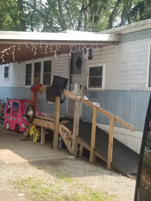 Mentor Green Mobile Home Park Picture 7