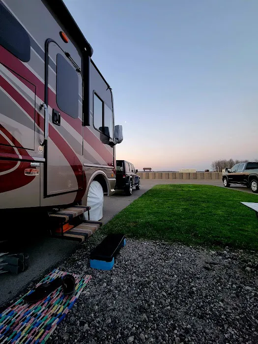 Youngstown ARS FamCamp Picture 7