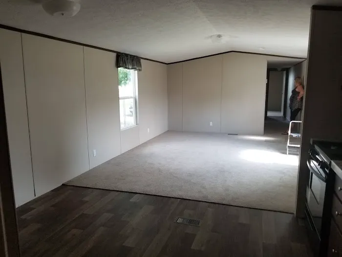 Brentwood Mobile Manor Picture 2