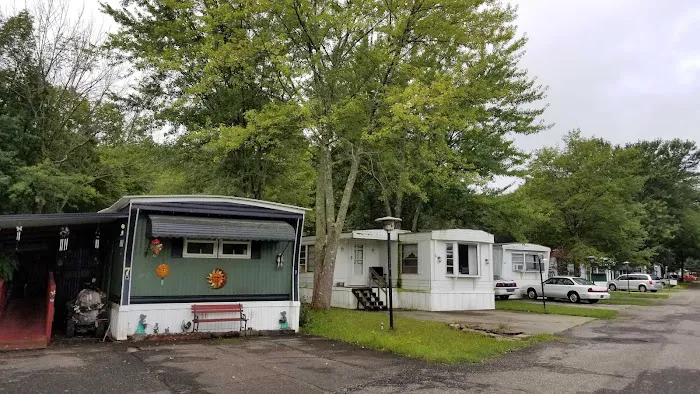 Villager Mobile Home Park Picture 9