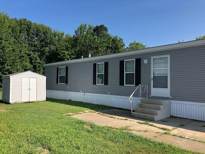 Blackbrook Valley Estates Picture 4