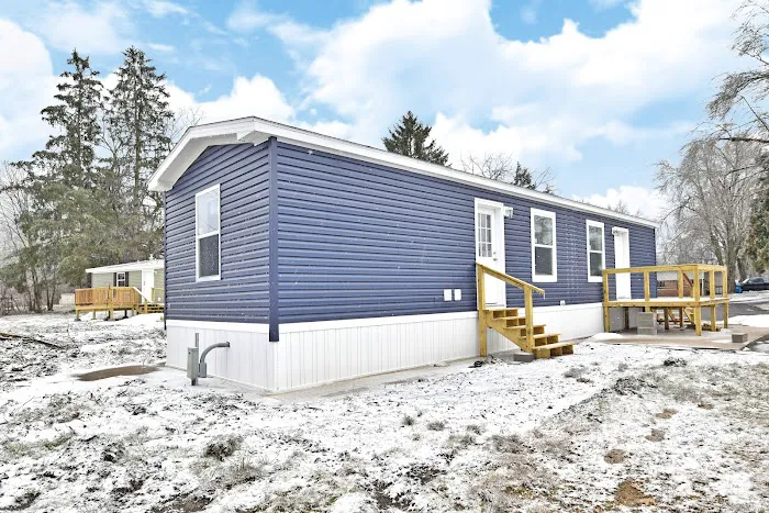 River Oaks MHC Picture 2