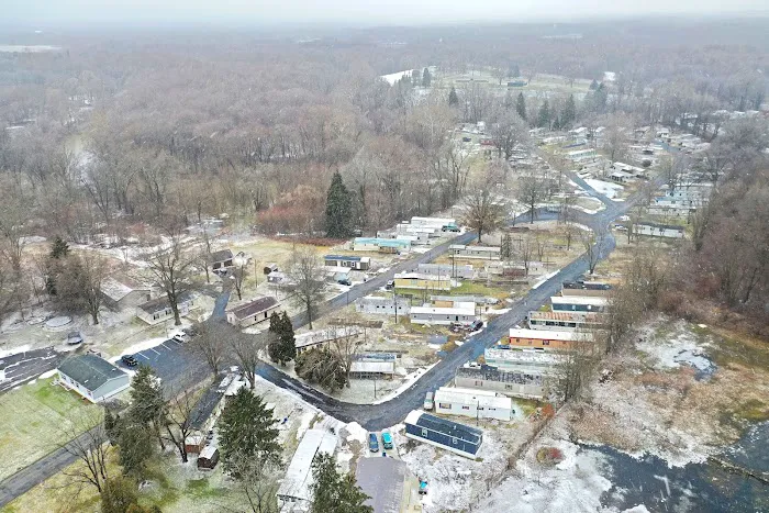 River Oaks MHC Picture 6