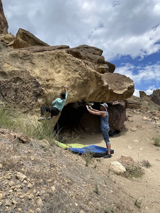 Smith Rock Bivouac Area Picture 6