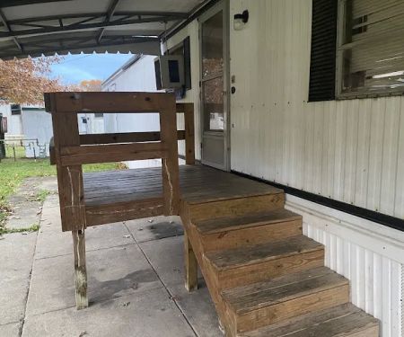 Hillcrest Trailer Court LP