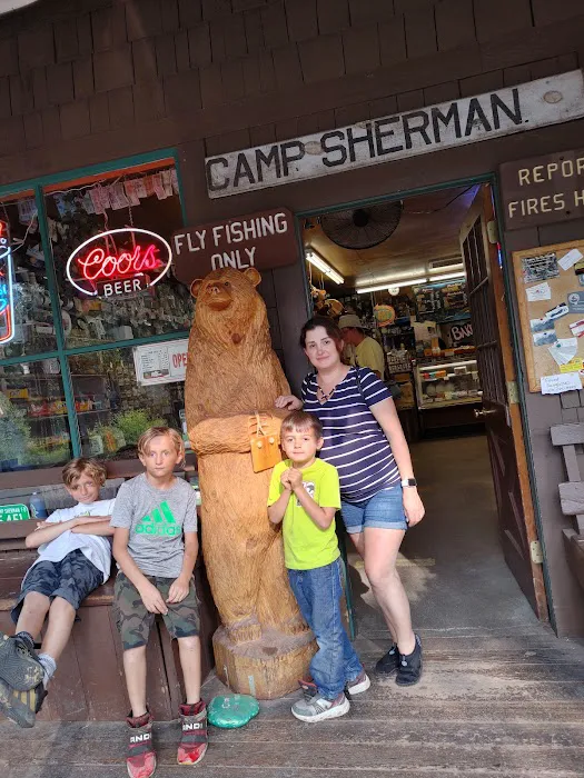 Camp Sherman Campground Picture 9