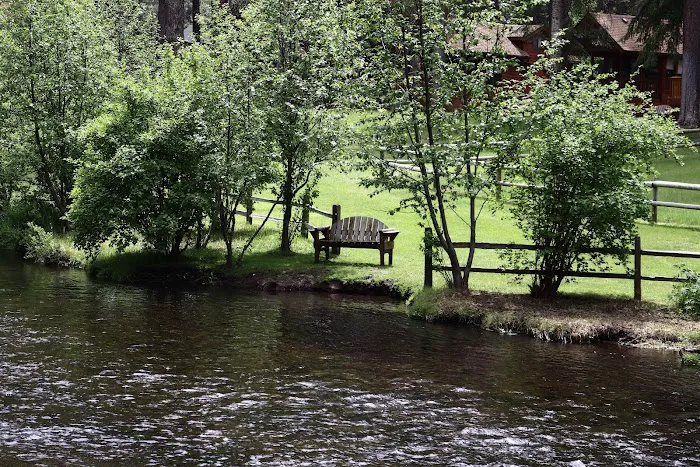 Camp Sherman Campground Picture 4