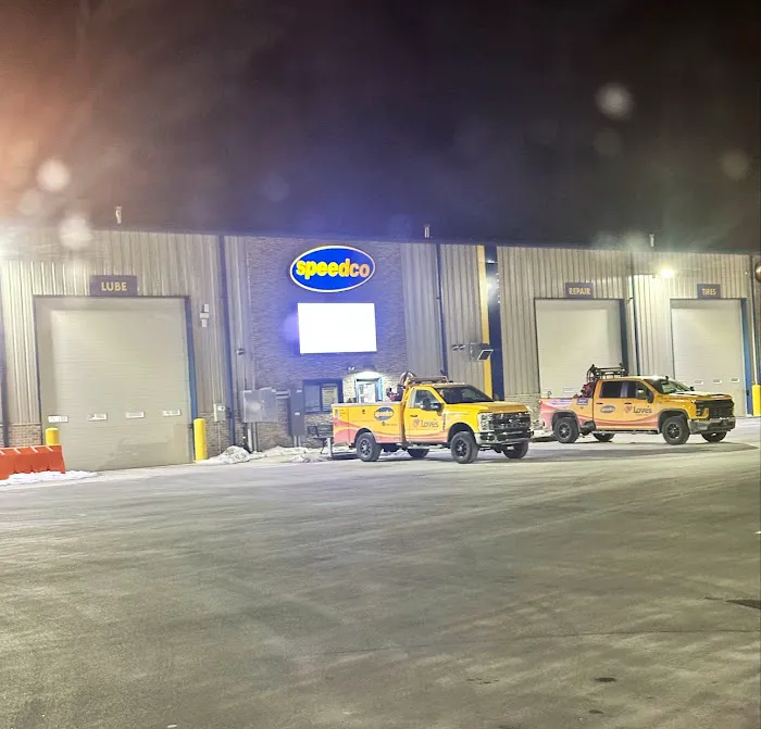 Speedco Truck Lube and Tires Picture 2