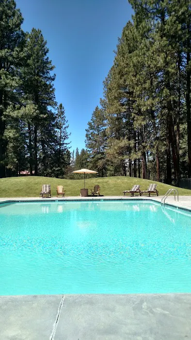 Lake Creek Lodge Picture 3