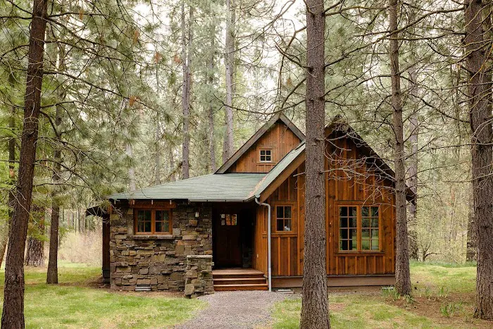 Lake Creek Lodge Picture 8