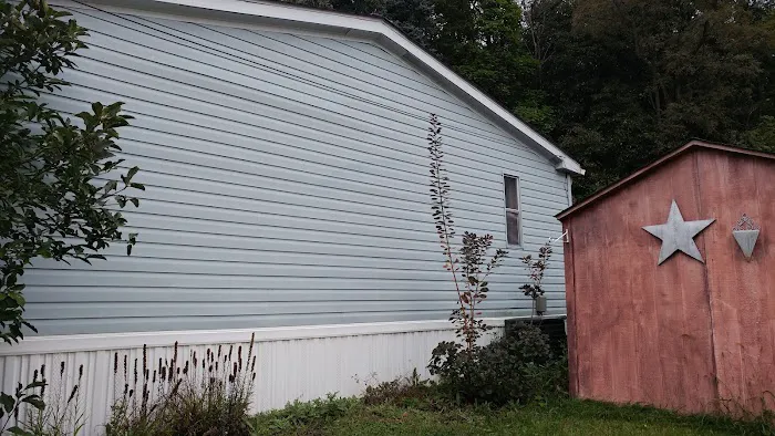 Sunnyhill Mobile Home Park Picture 10