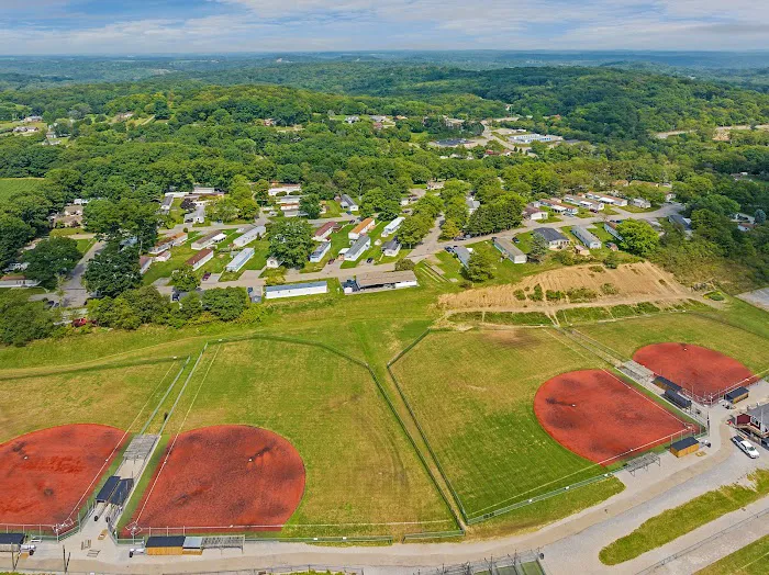 Deer Lakes Manufactured Home Community Picture 7