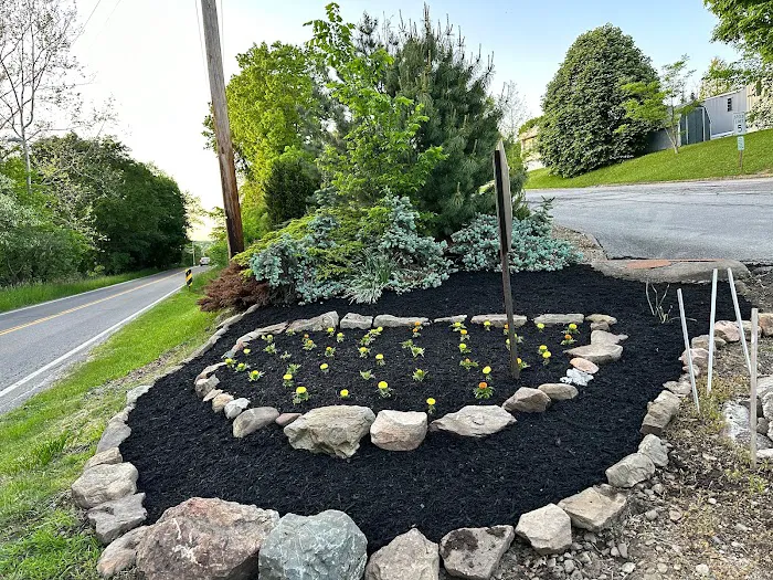 Wheat Hill Mobile Home Community Picture 2