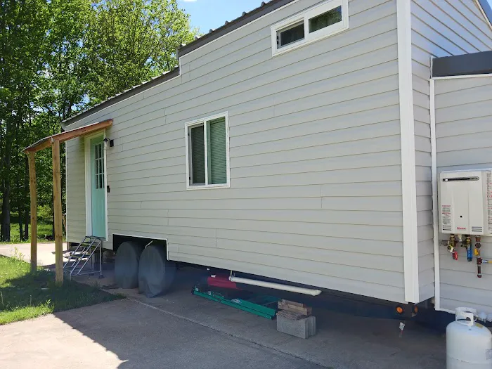 Wheat Hill Mobile Home Community Picture 9