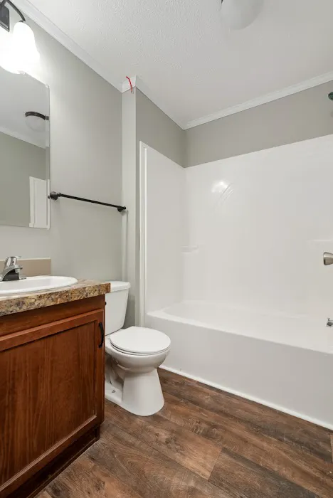 Center Manor Picture 2