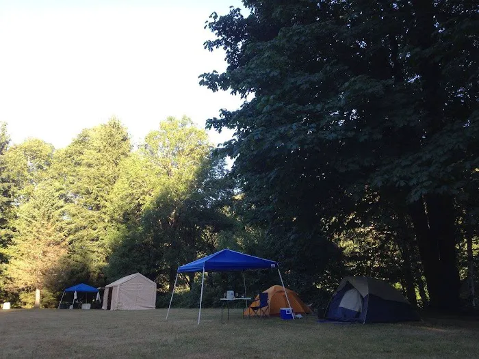 River Edge Campground Picture 6
