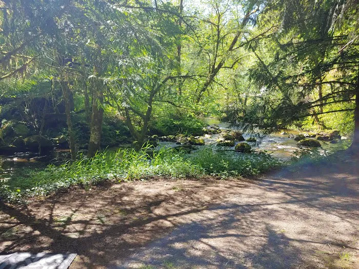 Archie Knowles Campground Picture 3