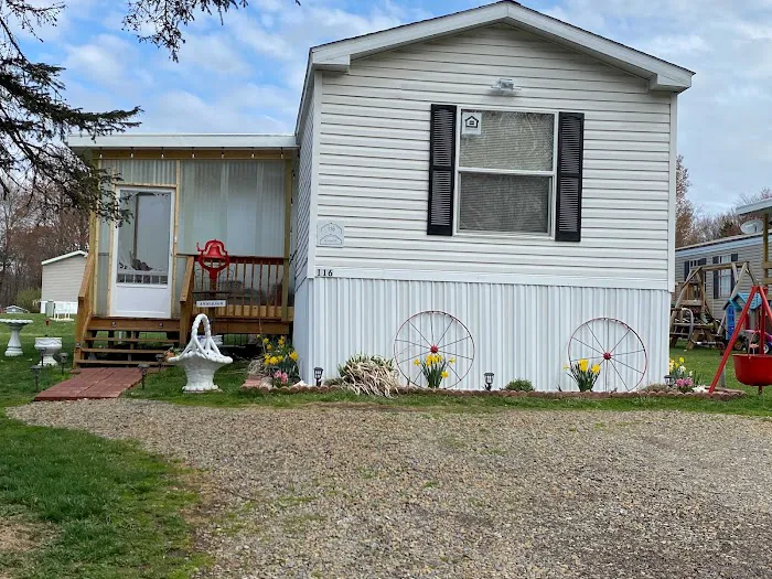 Mahoning Manor Mobile Home Park Picture 3