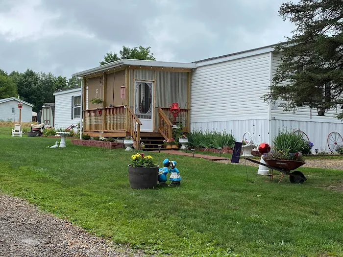 Mahoning Manor Mobile Home Park Picture 10