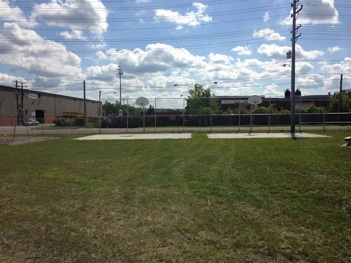 Hidden Cove Manufactured Home Community Picture 4