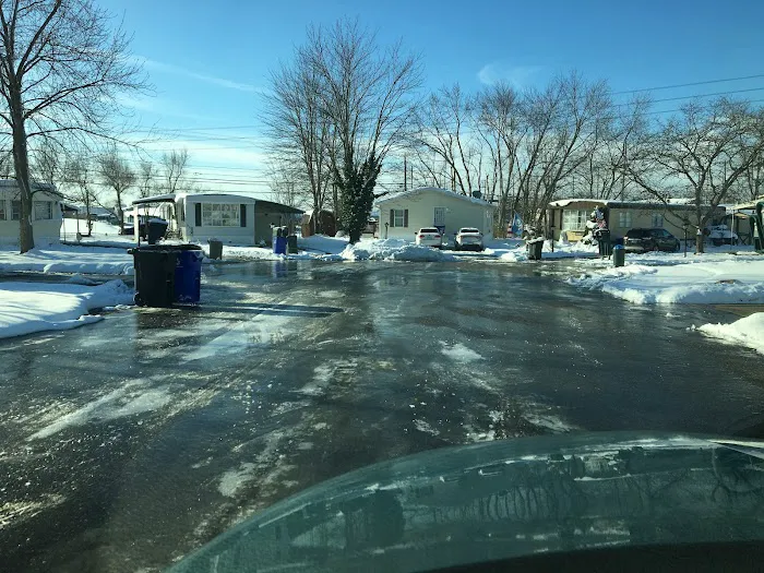 Camelot Village Picture 3