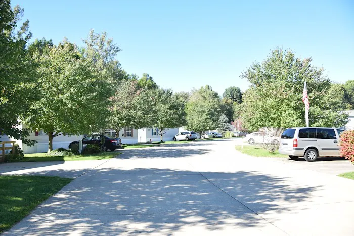 Birchwood Manor Manufactured Home Community Picture 8