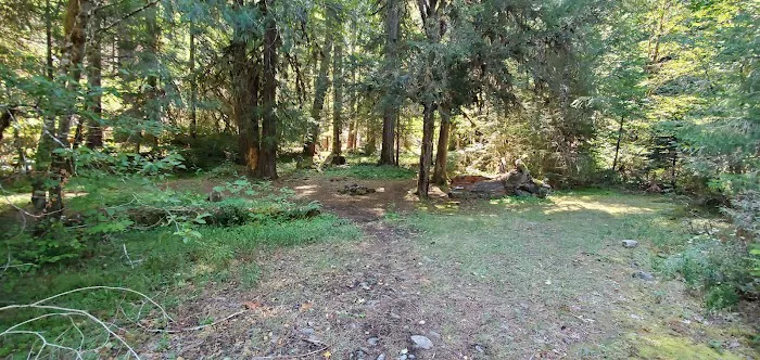 Red Diamond Group Campsite Picture 2