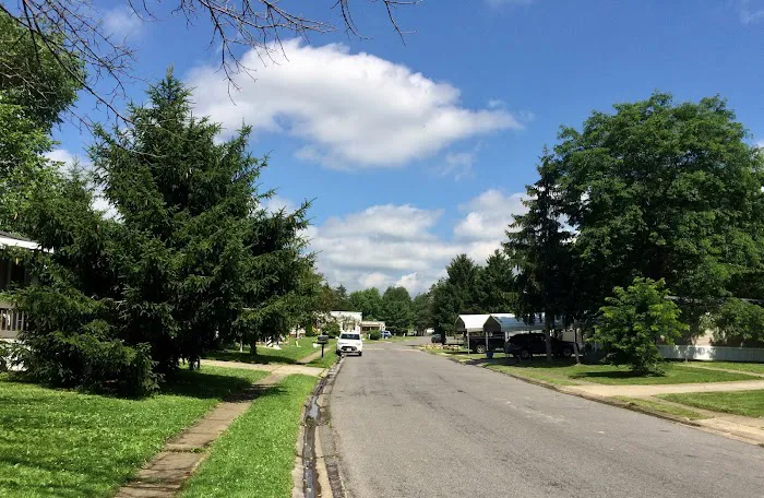 Spring Lakes Mobile Home Park Picture 10