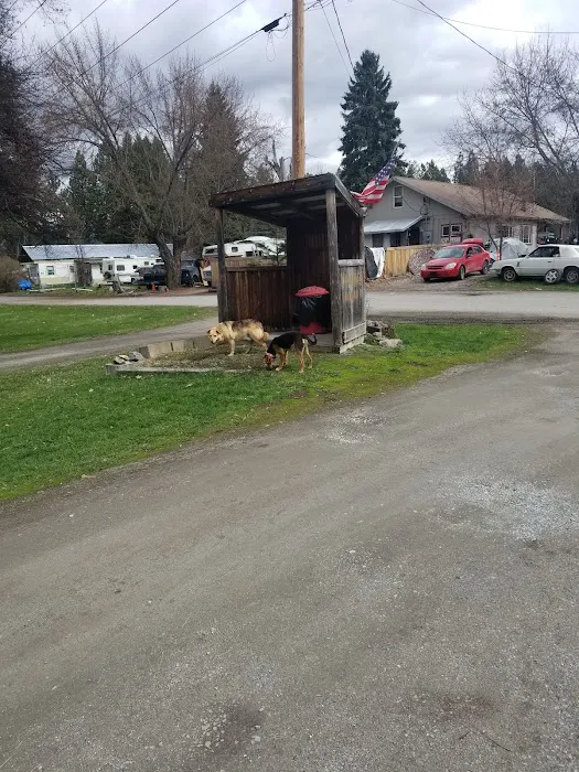 Calispel Creek RV Court Picture 1