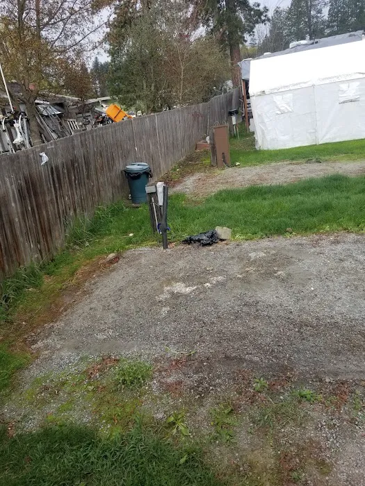 Calispel Creek RV Court Picture 3