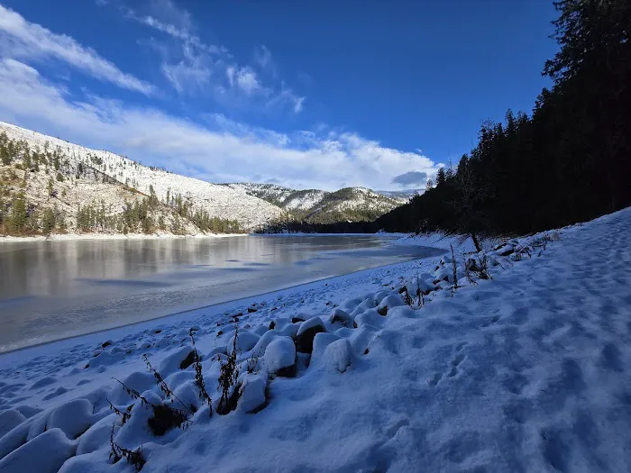 Browns Lake Campground Picture 6