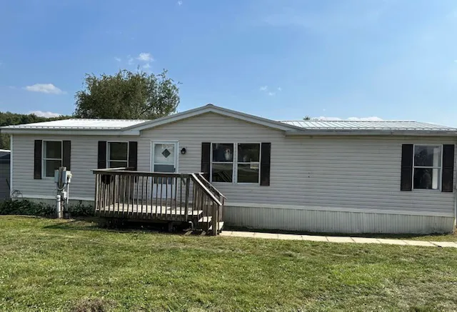 High Meadows MHP Picture 10