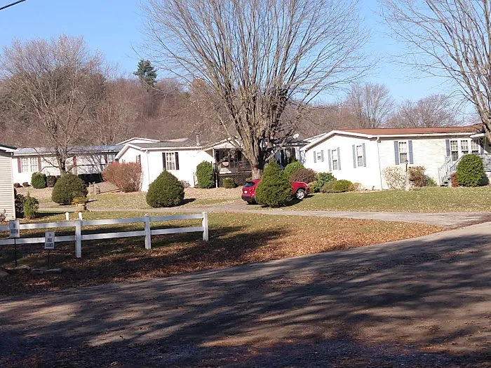 The Meadows Mobile Home Park Picture 5