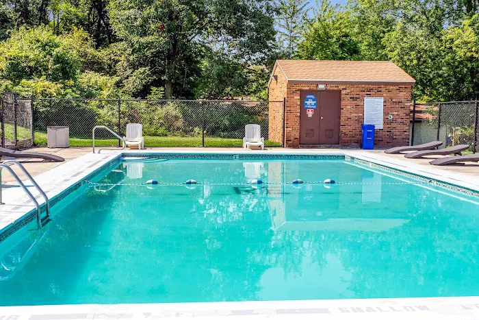 Redwood Estates Manufactured Home Community Picture 4