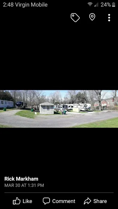 Champ Court RV Park trailer park rentals Picture 3