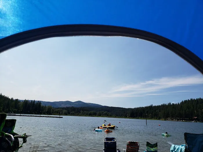 Mica Bay Boater Park Picture 3