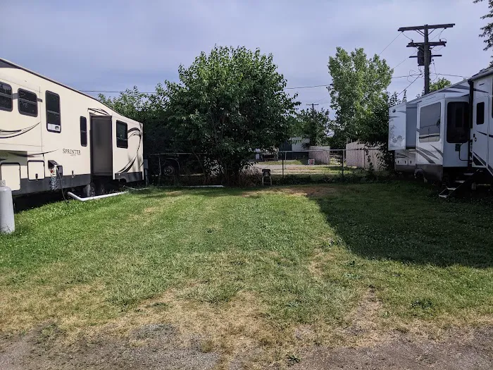 Cuyahoga County Fairgrounds RV Park Picture 7