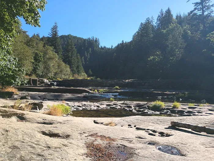 Smith River Falls Campground Picture 3