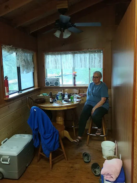 Nightingale's Fishing Camp Picture 3