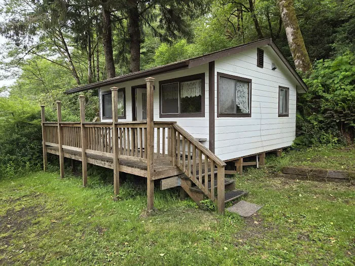 Nightingale's Fishing Camp Picture 1