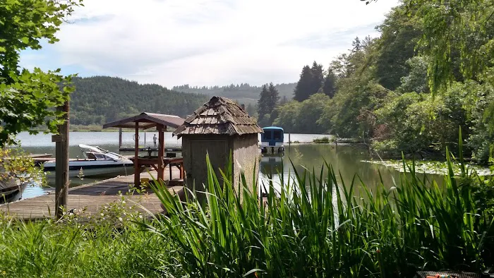 Nightingale's Fishing Camp Picture 7