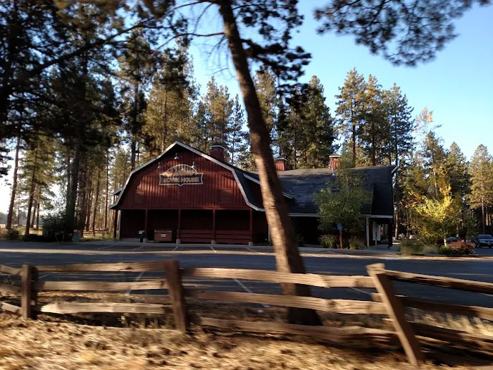 Sisters Creekside Campground Picture 4