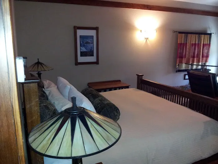 Sisters Creekside Campground Picture 7