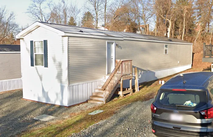 Charter Oaks Manufactured Home Community Picture 8