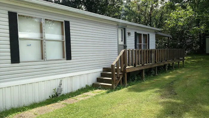 Wallace Trailer Court Picture 10