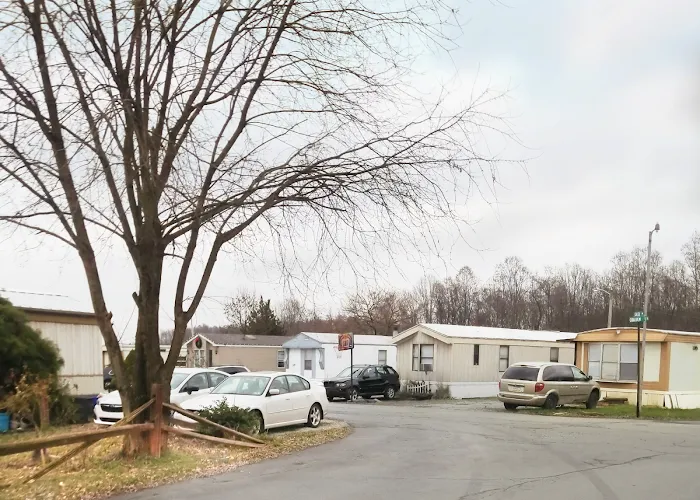 Hilltop Estates MHP (Mobile Home Park) Picture 7