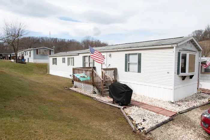 Hilltop Estates MHP (Mobile Home Park) Picture 5