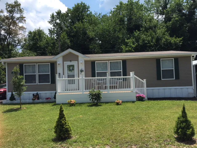 Hempfield Suburban MHC Picture 5