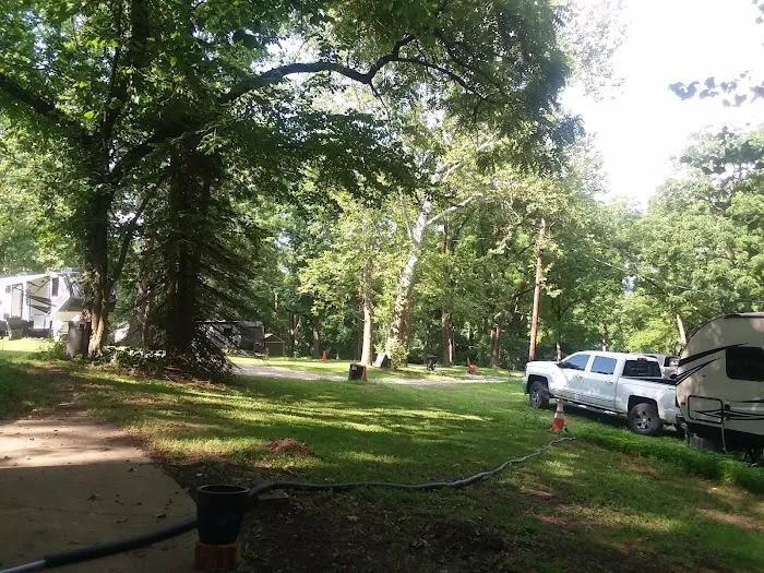 Clayton's RV Park Picture 4