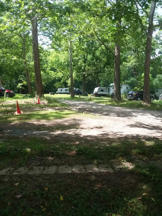 Clayton's RV Park Picture 8